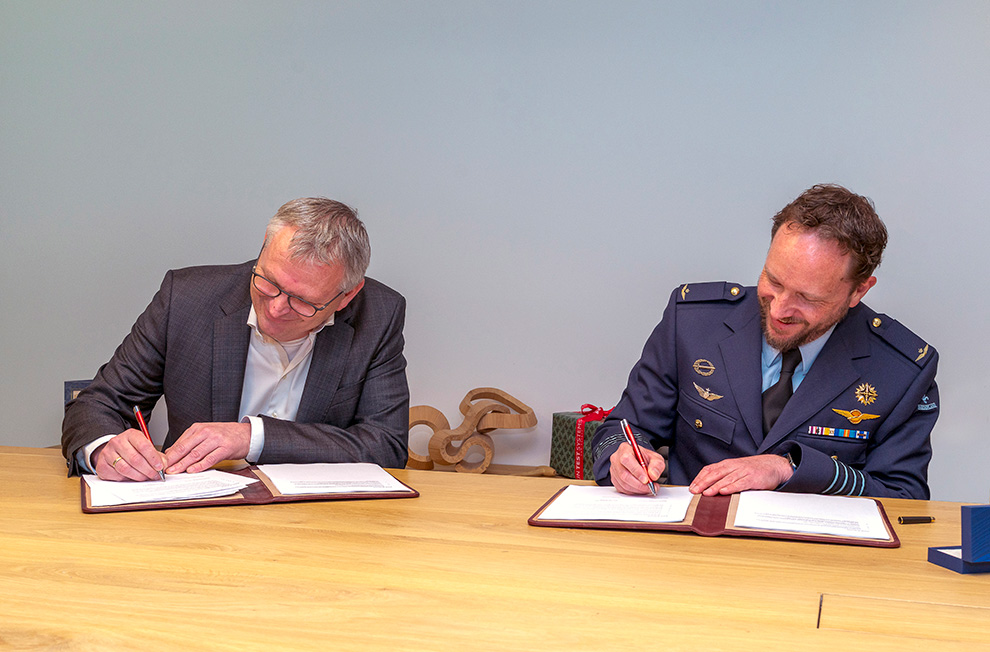 STS Signs Deal with Royal Netherlands Air Force for 18 Ground Support Units